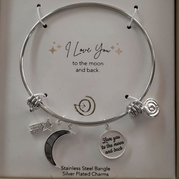 Jewelry - NWT Love You To The Moon and Back Charm Bracelet